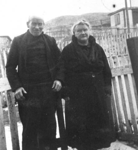 089: James Reddy and his wife, Mary Anne Murphy. (before 1938) [courtesy of  Anita (Delurey) Corcoran]